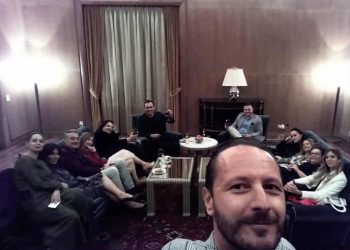 “Banda e hajdutëve të Ballukut”/ Gazment Bardhi publikon fotot me stafin e ngushtë të drejtorave të MIE-s