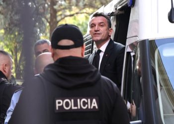 Bie vendimi i Këshillit të Ministrave.Veliaj ende në krye të Bashkisë Tiranë