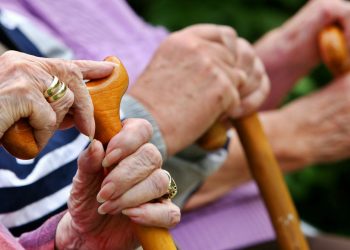 Bonuset mujore, ja sa përfitojnë pensionistët në varësi të pensioneve që kanë